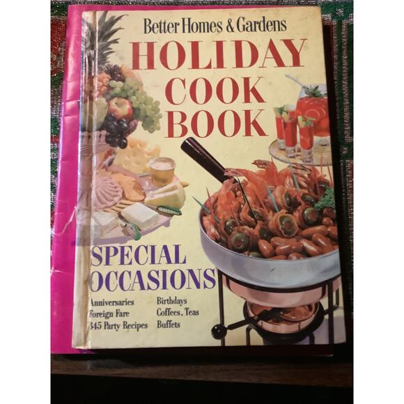 Vintage 1959 Better Homes and Gardens Holiday Cookbook Hardcover - Picture 1 of 3